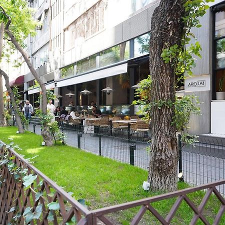 Soho Apart Hotel Jerevan Buitenkant foto
