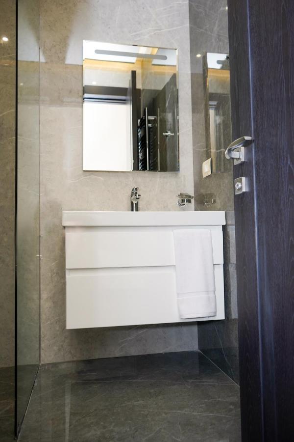 Soho Apart Hotel Jerevan Buitenkant foto