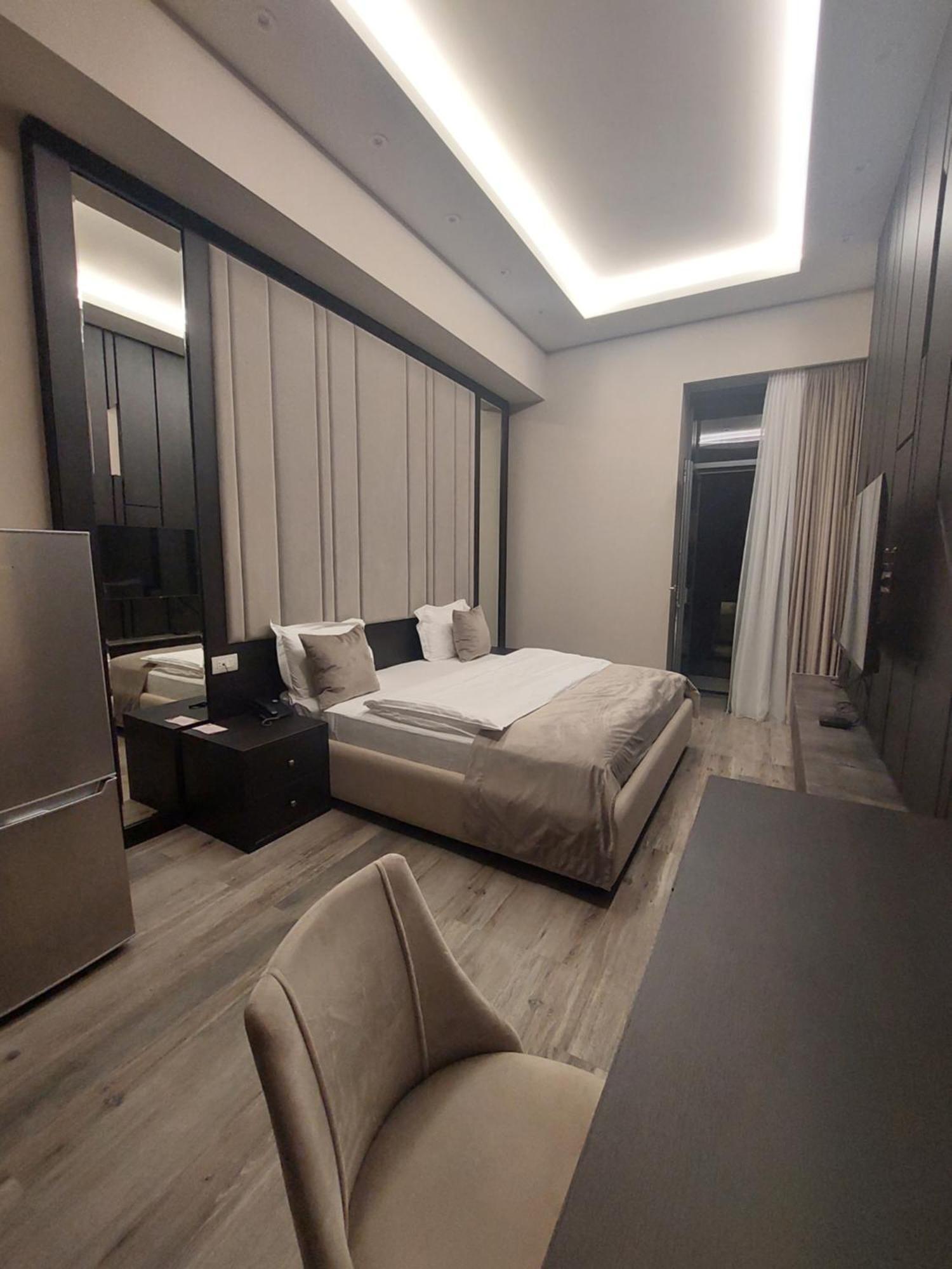 Soho Apart Hotel Jerevan Buitenkant foto