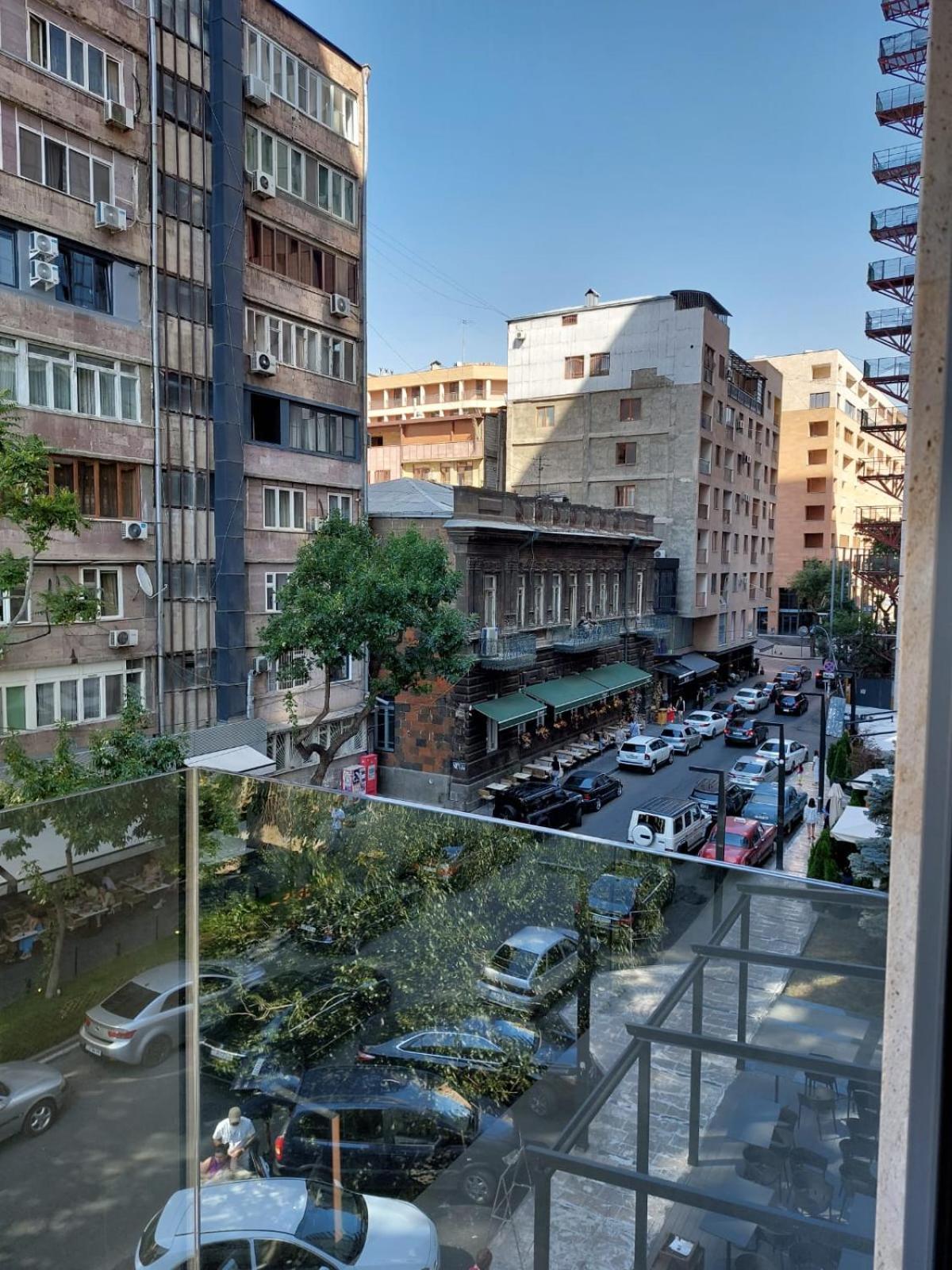 Soho Apart Hotel Jerevan Buitenkant foto